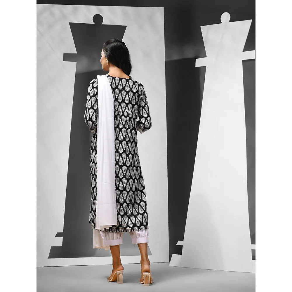 CHARUKRITI Black Cotton Printed Kurta with Salwar & Dupatta (Set of 3)