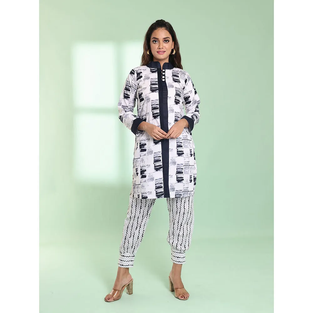 CHARUKRITI White Cotton Abstract Printed Straight Stitched Kurta with Salwar (Set of 2)