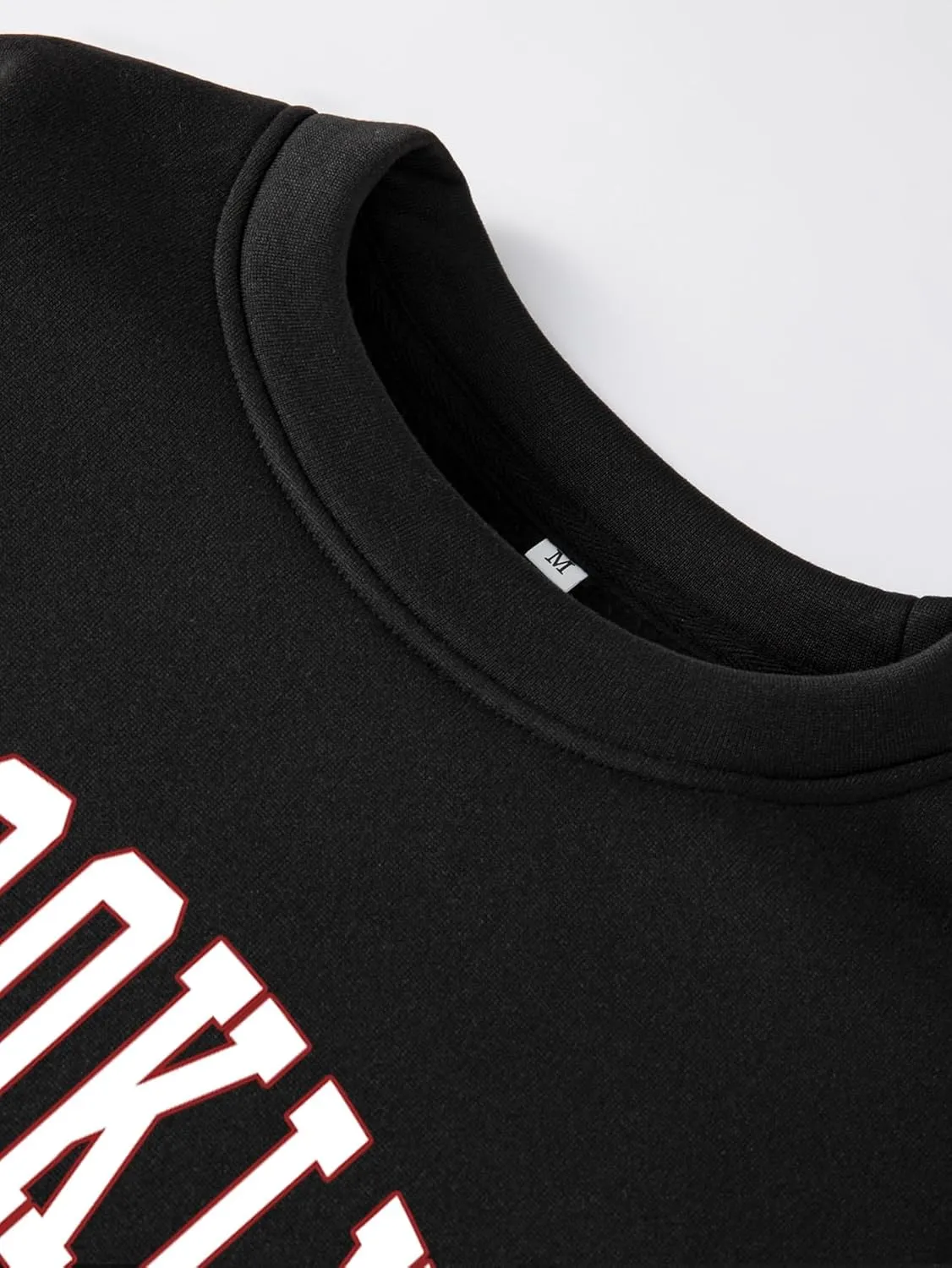 GORGLITTER Men's Letter Graphic Print Long Sleeve Crewneck Drop Shoulder Sweatshirt