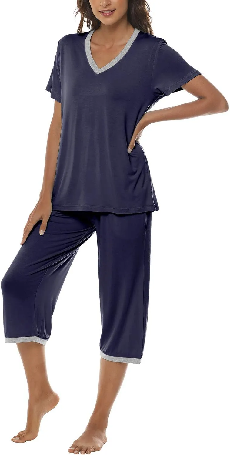 JINSHI Women's Pajamas Set Short Sleeve Top and Capri Pants Lightweight Sleepwear Comfy Pjs Lounge Set with Pockets