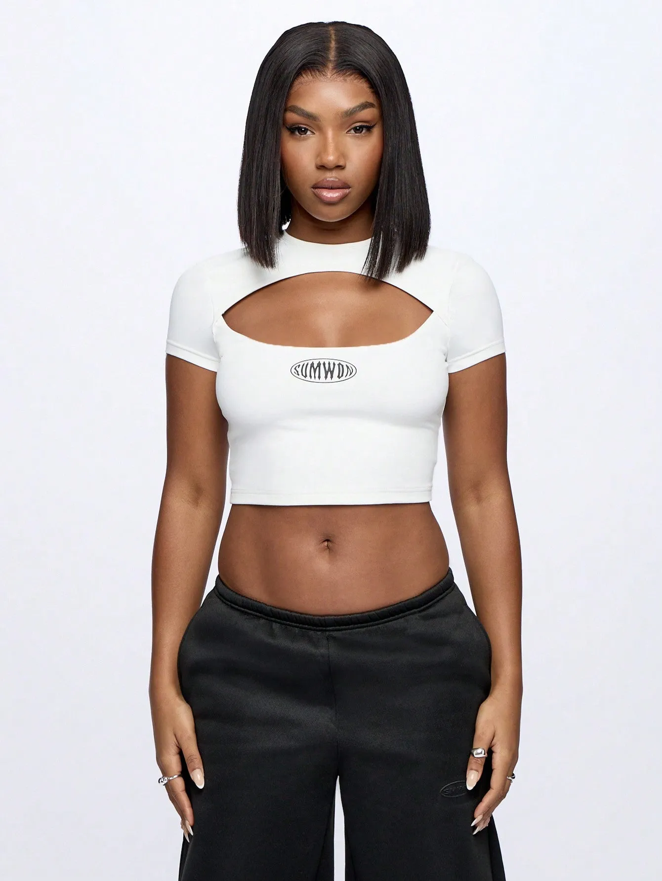 SUMWON WOMEN Fitted Cut Out Crop Tee