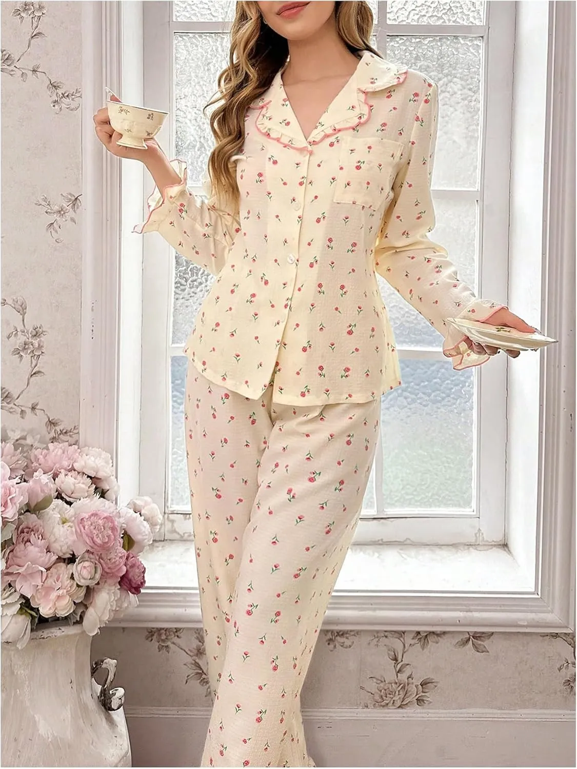 SweatyRocks Women's 2 Piece Pajama Set Ditsy Floral Print Button Down Long Sleeve Top and Pants Loungewear