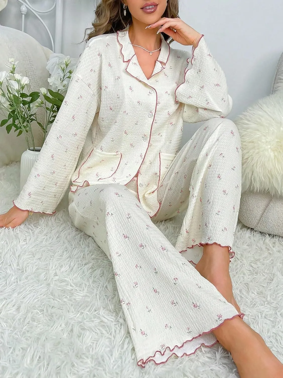 Verdusa Women's 2 Piece Floral Pajama Sets Lettuce Trim Sleepwear Button Up Long Sleeve Shirt with Pants Sets
