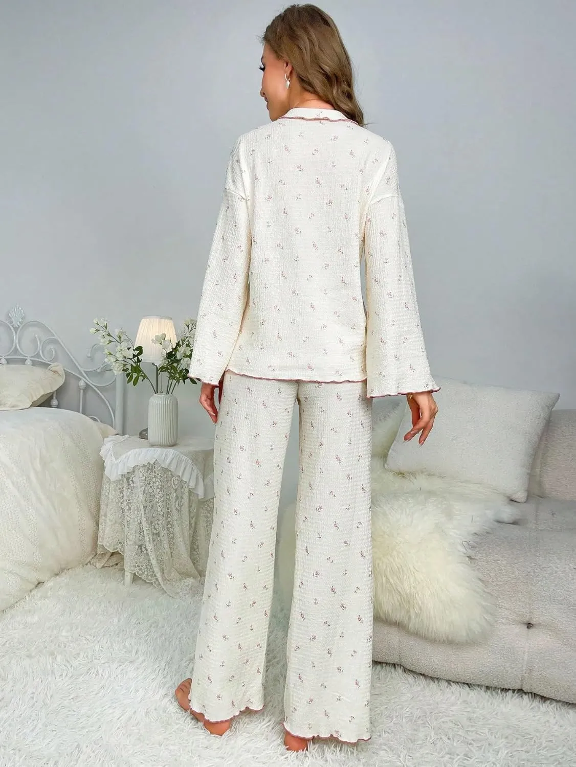 Verdusa Women's 2 Piece Floral Pajama Sets Lettuce Trim Sleepwear Button Up Long Sleeve Shirt with Pants Sets