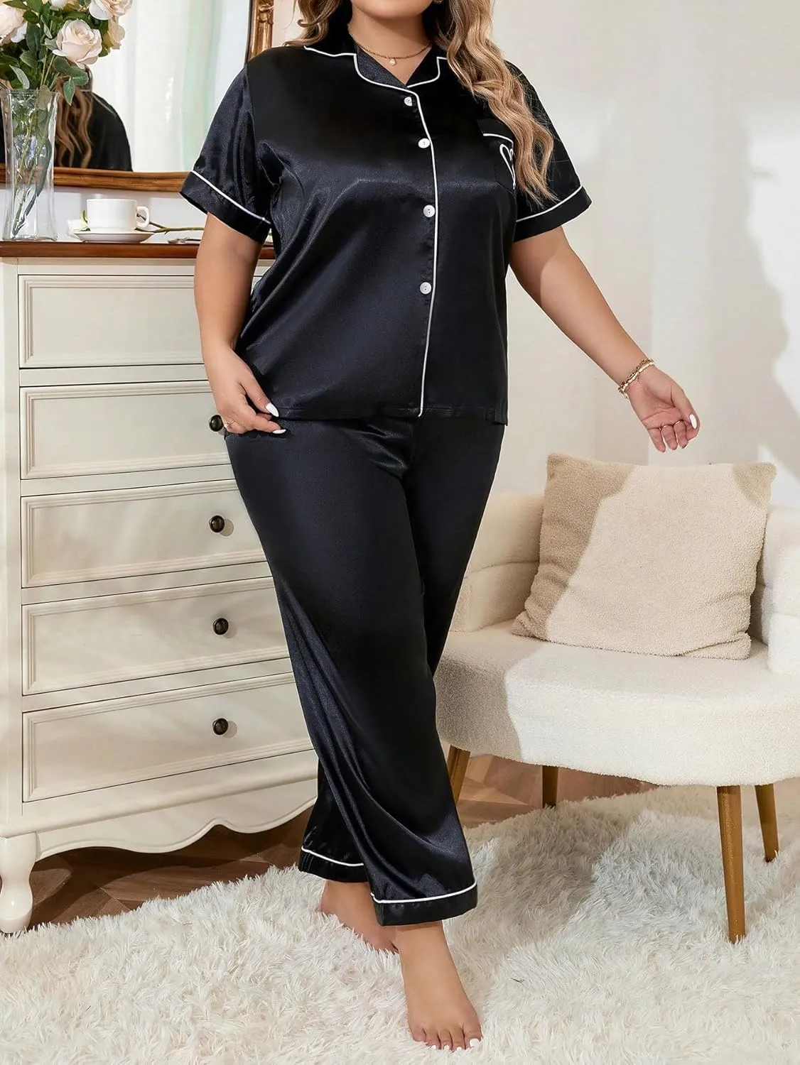 WDIRARA Women's Plus Size Sleepwear Heart Embroidery 2 Piece Pajama Set Satin Loungewear Shirt and Pants