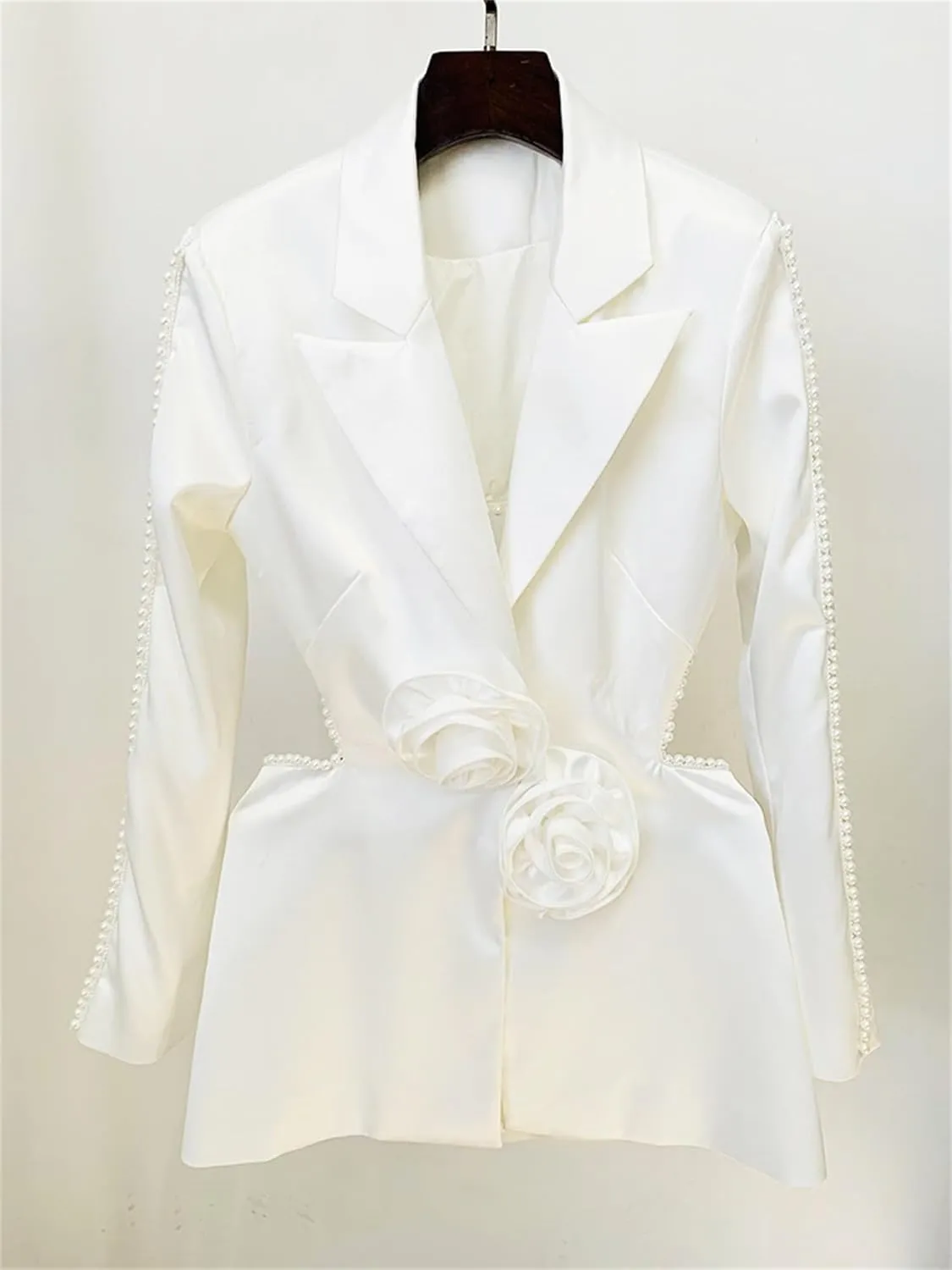 Women's 2 Pieces Blazer Pants Suit Sets Hollow Out Flowers Appliques Pearls Beaded Wedding Party Outfits